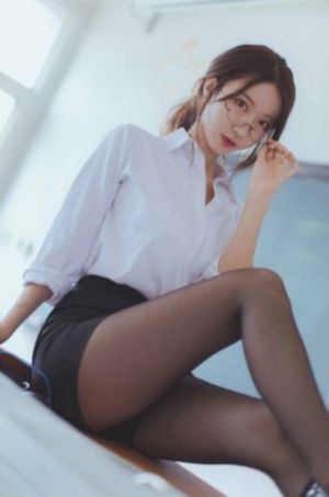 《偷窥狂人》无删减_免费观看字幕