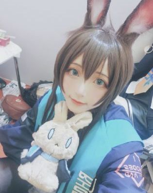 豪妇荡乳1一5潘金莲2的导演是谁_超清全集免费播放